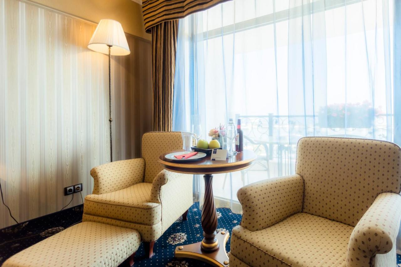Hotel Palace Marina Dinevi 스베티 블라스 외부 사진