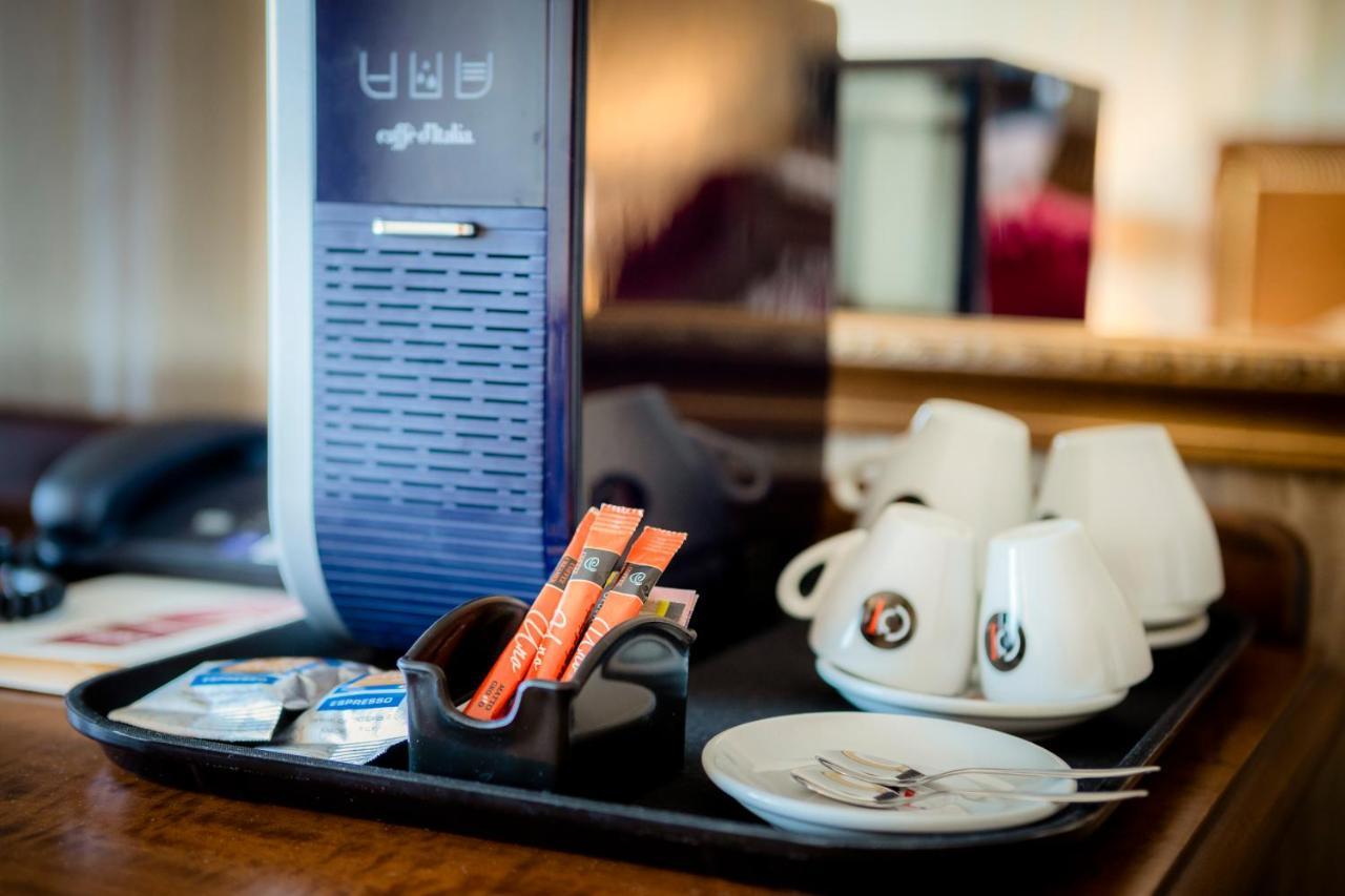 Hotel Palace Marina Dinevi 스베티 블라스 외부 사진
