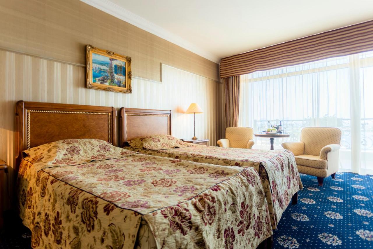 Hotel Palace Marina Dinevi 스베티 블라스 외부 사진
