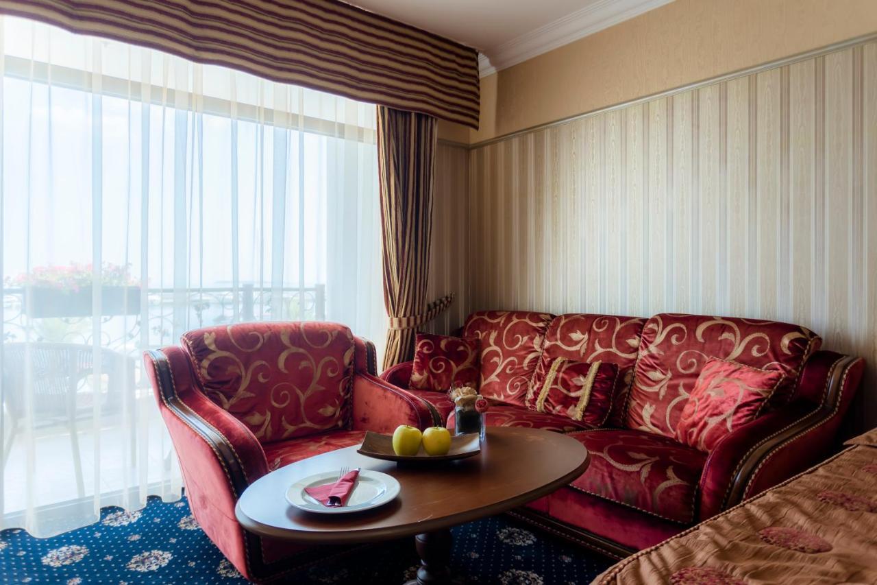 Hotel Palace Marina Dinevi 스베티 블라스 외부 사진