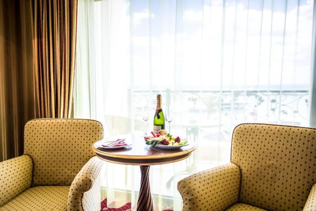Hotel Palace Marina Dinevi 스베티 블라스 외부 사진